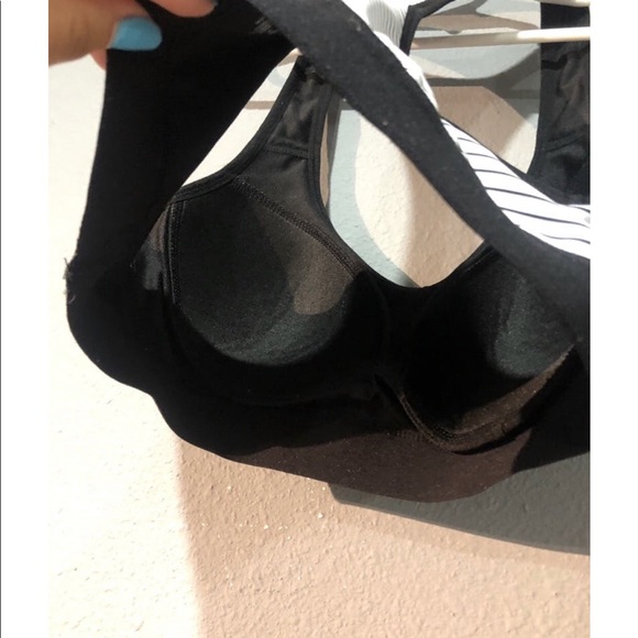 Champion sports bra - Picture 3 of 4